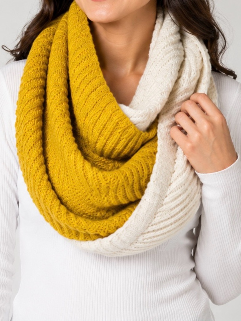 The North Face Chunky Knit Infinity Scarf Wrap Color Block Mustard Yellow